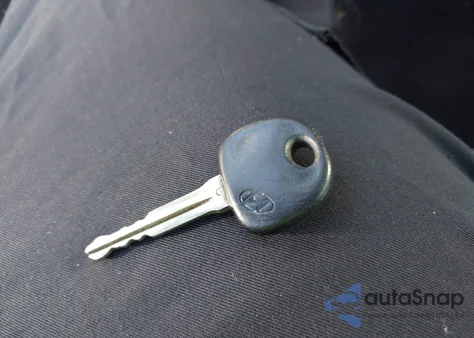 2017 Hyundai Elantra Se z USA, uszkodzony, nr VIN KMHD84LF8HU171189